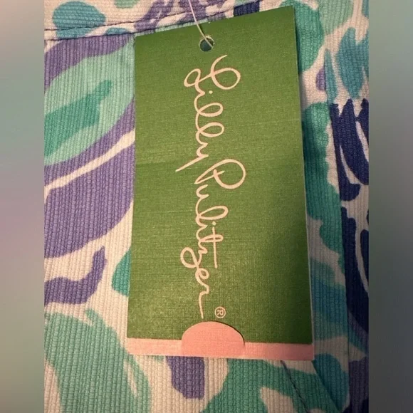 Lilly Pulitzer buttercup shorts - Picture 8 of 9